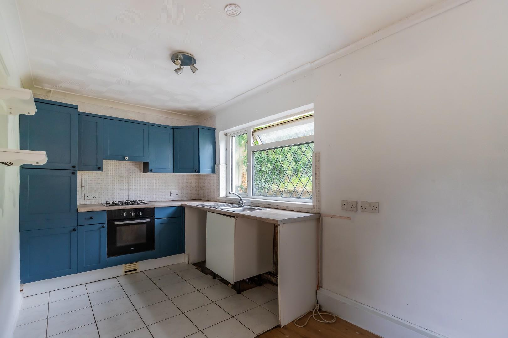 Brynhyfryd Terrace, Machen, Caerphilly — photograph 4